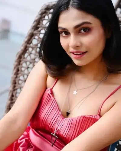 Call Girls Service in Pakhanjur